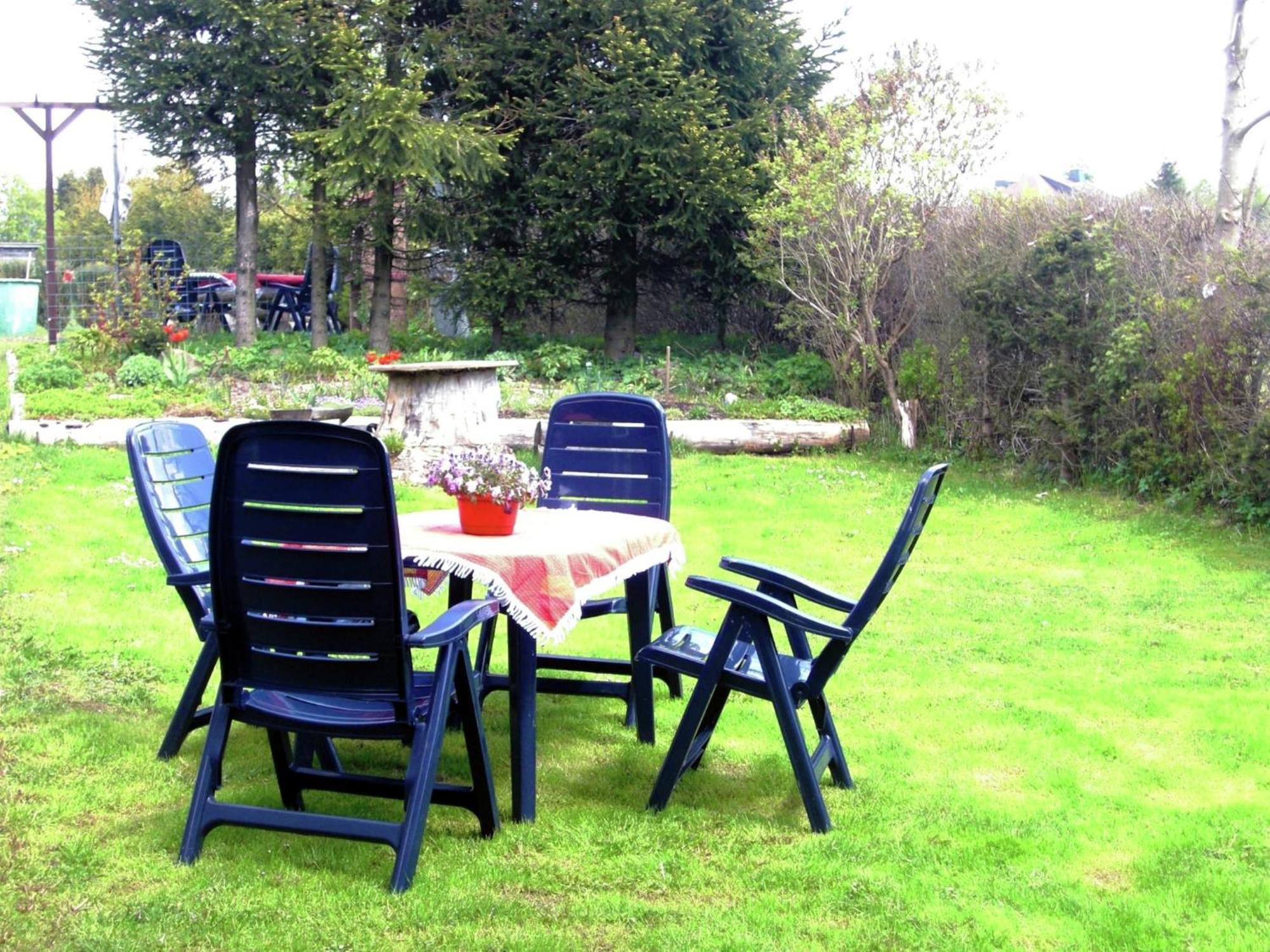 Holiday Home in Neustadt am Rennsteig with Pond Exterior foto