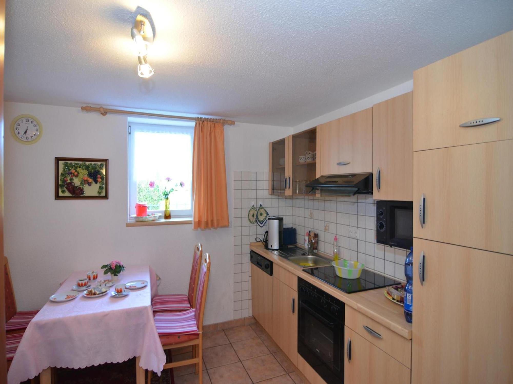 Holiday Home in Neustadt am Rennsteig with Pond Exterior foto